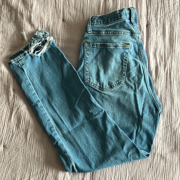 Abercrombie & Fitch Denim - Curve Love Ultra High Rise Ankle Straight Jean LONG